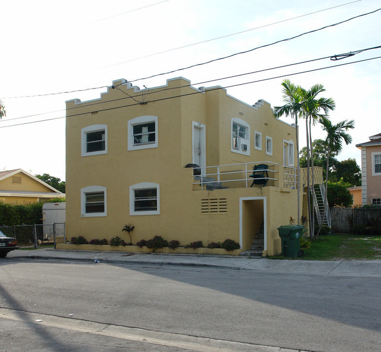 54 NW 58th St in Miami, FL - Building Photo