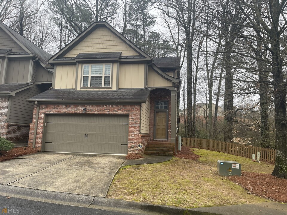 121 Creighton Ln in Marietta, GA - Building Photo