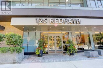 125-1125 Redpath Ave in Toronto, ON - Building Photo - Building Photo