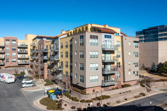 9079 E Panorama Dr in Englewood, CO - Building Photo - Primary Photo