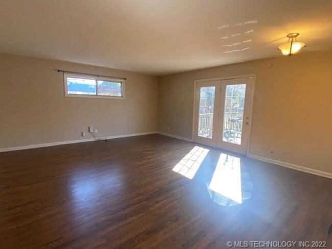5920 E 28th St in Tulsa, OK - Building Photo - Building Photo