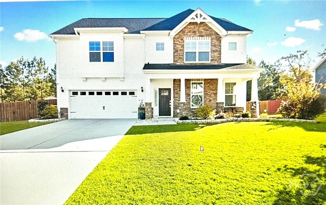 604 Majestic Dr in Guyton, GA - Building Photo