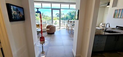 365 SE 6th Ave in Delray Beach, FL - Building Photo - Building Photo