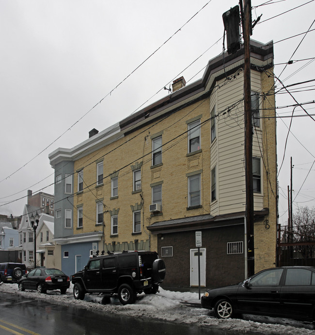 289 Monticello Ave in Jersey City, NJ - Building Photo - Building Photo