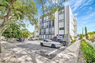 1939 Jefferson St in Hollywood, FL - Building Photo