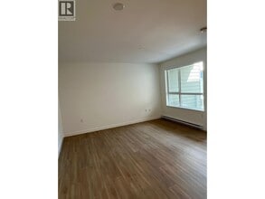 723 Grover Ave in Coquitlam, BC - Building Photo - Building Photo