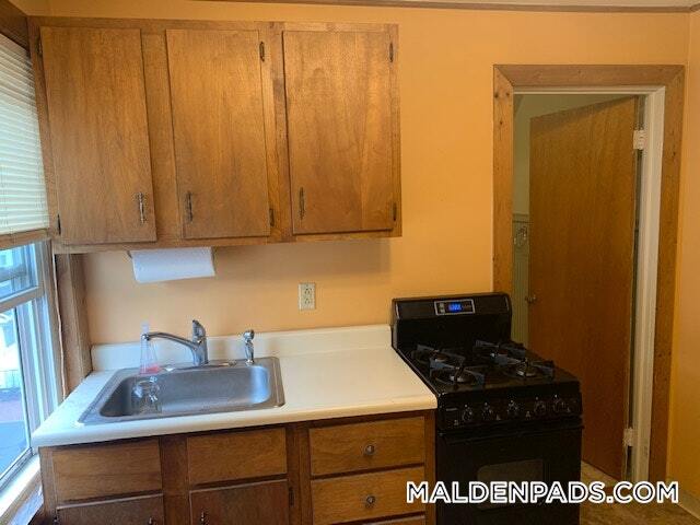21 Whitman St in Malden, MA - Building Photo - Building Photo