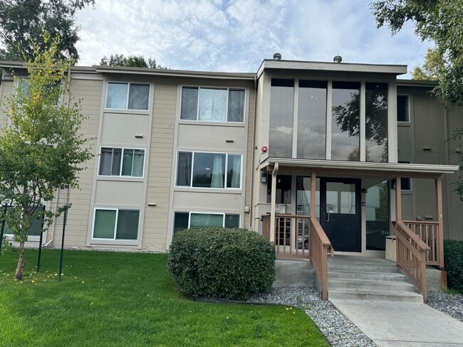 property at 3100 Ward Pl