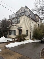 51 Parkway Rd in Bronxville, NY - Building Photo