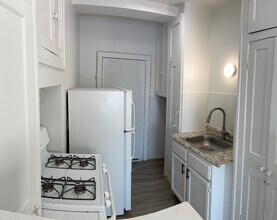 3302 Kenilworth Ave in Berwyn, IL - Building Photo - Building Photo