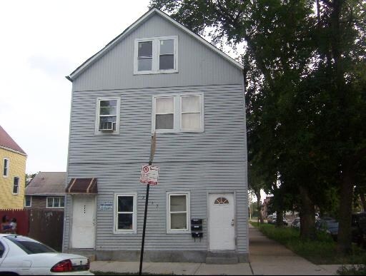 2457 W 47th Pl in Chicago, IL - Building Photo