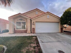 2462 S 780 W in Hurricane, UT - Building Photo