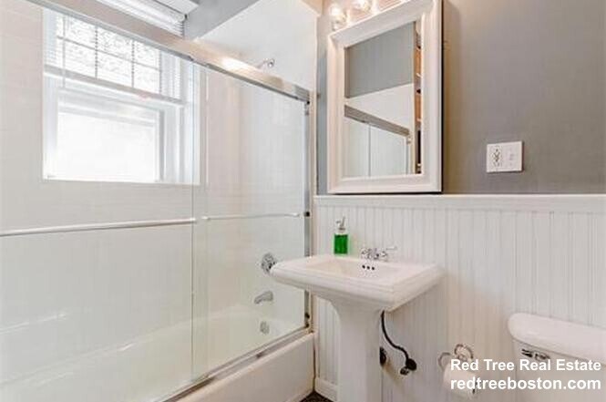 1 Commonwealth Ct in Boston, MA - Building Photo