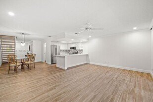 4949 N Hwy A1A in Fort Pierce, FL - Building Photo