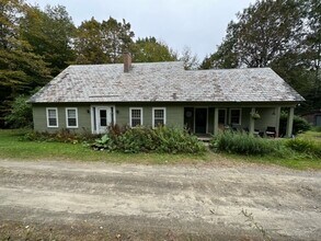 618 Shearer Hill Rd in Brattleboro, VT - Building Photo - Building Photo