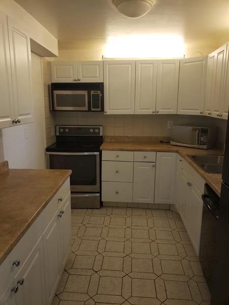 4364 NW 9th Ave in Pompano Beach, FL - Building Photo