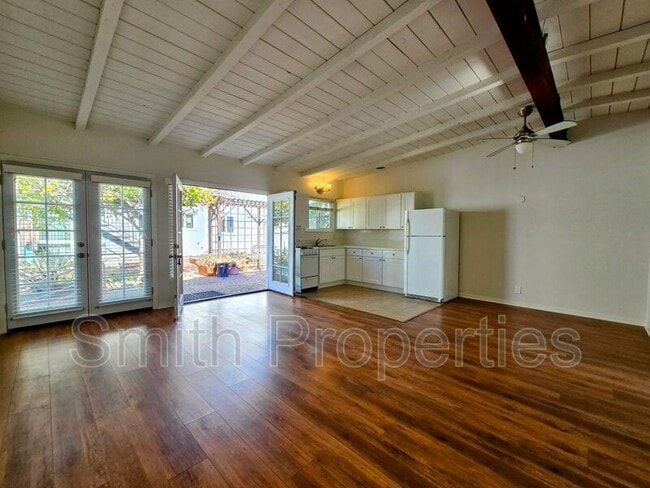 1414 Manhattan Beach Blvd in Manhattan Beach, CA - Building Photo - Building Photo