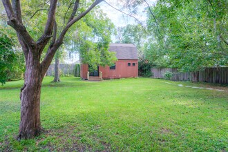 10 Linden Dr, Unit 1R in Savannah, GA - Building Photo - Building Photo