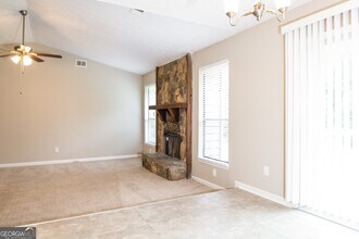 356 Montgomery Pl in Jonesboro, GA - Building Photo - Building Photo
