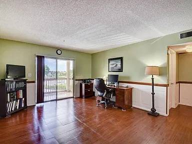 property at 5862 Homeland Rd