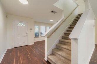 8046 Thaxton Rd in Austin, TX - Building Photo - Building Photo