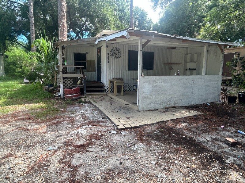 3330 Pine Needle Dr in Ruskin, FL - Building Photo