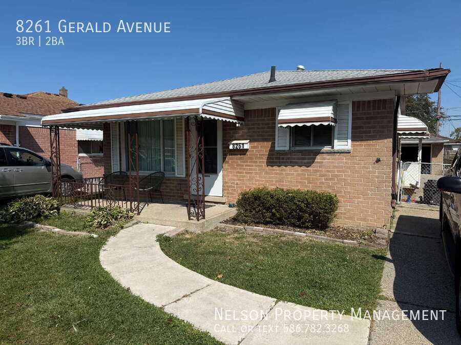8261 Gerald Ave in Warren, MI - Building Photo