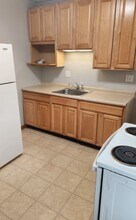 125 Meyers Ave, Unit 3 in Meyersdale, PA - Foto de edificio - Building Photo