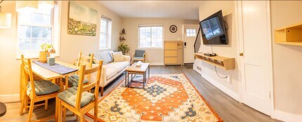 2327 Glendale Terrace in Alexandria, VA - Building Photo - Building Photo