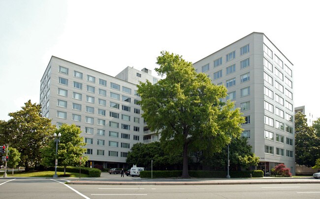 The Potomac Plaza Co-op in Washington, DC - Building Photo - Building Photo