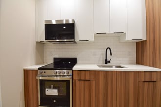 1030 N 48th St in Philadelphia, PA - Building Photo - Building Photo