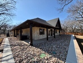 218 River Oaks in Combine, TX - Building Photo - Building Photo