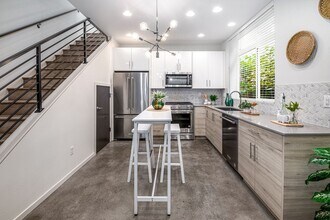 2019 South Main St in Seattle, WA - Building Photo - Building Photo