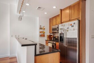 80 Morris St in Jersey City, NJ - Building Photo - Building Photo