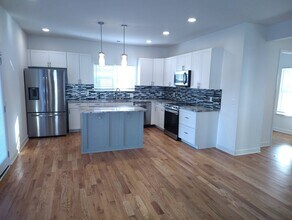 944 33rd Ave N in Nashville, TN - Building Photo - Building Photo