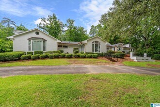 3208 N Woodridge Rd in Mountain Brook, AL - Building Photo - Building Photo