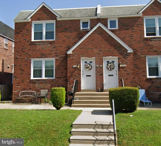 property at 7512 Brentwood Rd