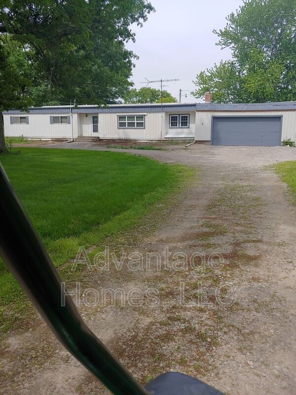 4130 Wyoming Rd in Wellsville, KS - Building Photo - Building Photo