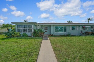 202 W High Point Terrace in Delray Beach, FL - Building Photo