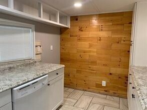 120 Overland Ct in Azle, TX - Building Photo - Building Photo