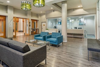 101 San Fernando in San Jose, CA - Building Photo - Building Photo