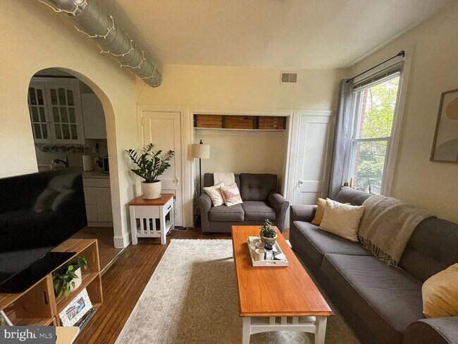 4329 Osage Ave in Philadelphia, PA - Building Photo - Building Photo