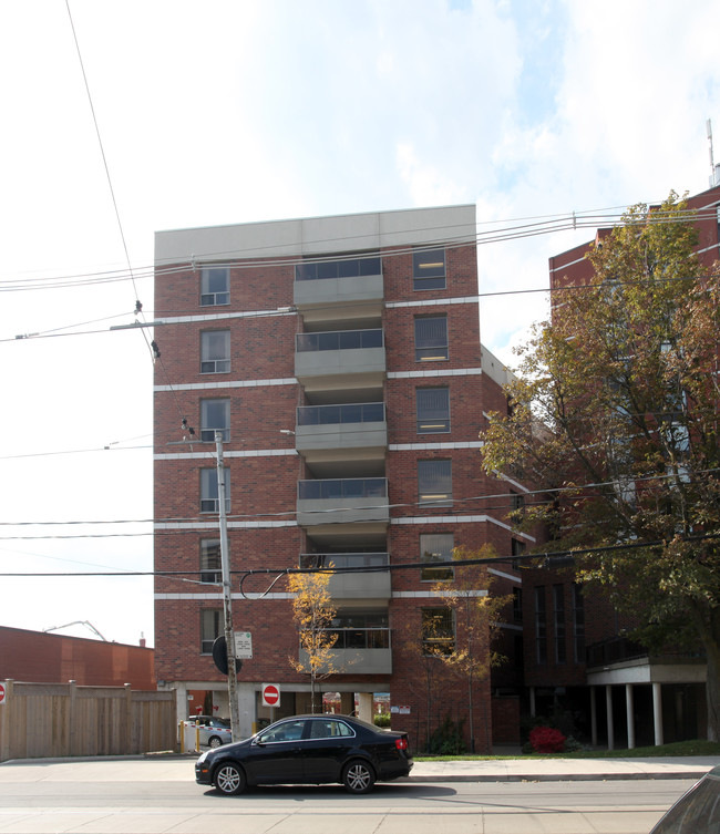 Copernicus Lodge in Toronto, ON - Building Photo - Building Photo