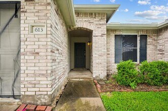 613 Pickwick Ln in Wylie, TX - Building Photo - Building Photo