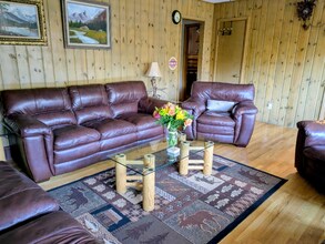 9885 Fountain Rd in Cascade, CO - Building Photo - Building Photo