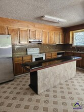 638 Maple Dr in Bonaire, GA - Building Photo - Building Photo