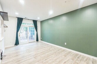 18106 Royal Bonnet Cir in Gaithersburg, MD - Building Photo - Building Photo