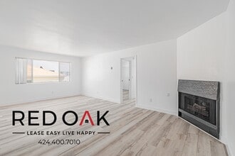 326 W Queen St in Inglewood, CA - Building Photo - Building Photo