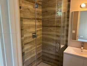 630 NE 12th Ave in Fort Lauderdale, FL - Building Photo - Building Photo