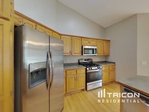 15811 Yellow Pine St NW in Andover, MN - Building Photo - Building Photo